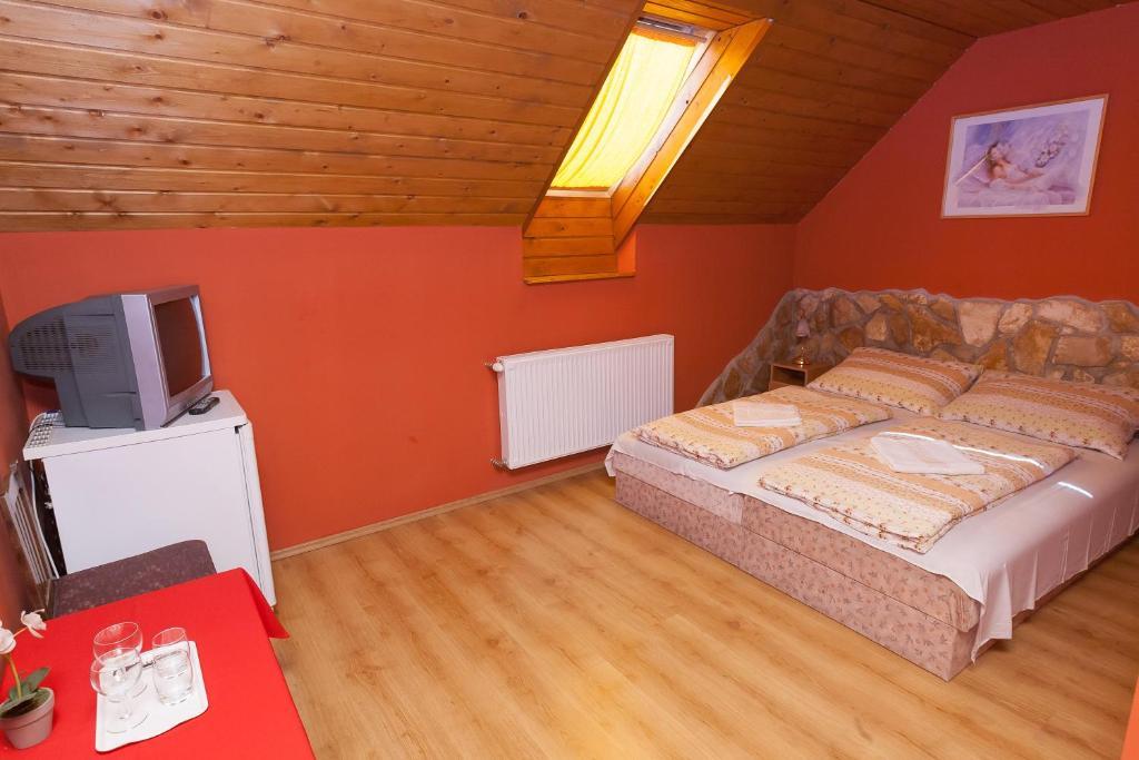 Paratlan Apartmanhaz Szilvásvárad Εξωτερικό φωτογραφία